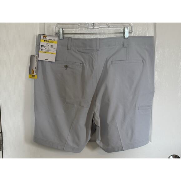 Nicklaus Eco Choice Men's Golf Shorts In Light Gray with 8-inch Inseam Size 40 - Picture 6 of 10